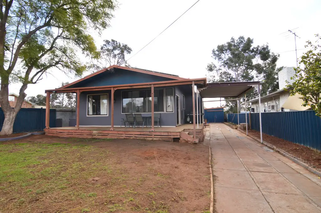 Main view of Homely house listing, 665 Woomera Avenue, Red Cliffs VIC 3496