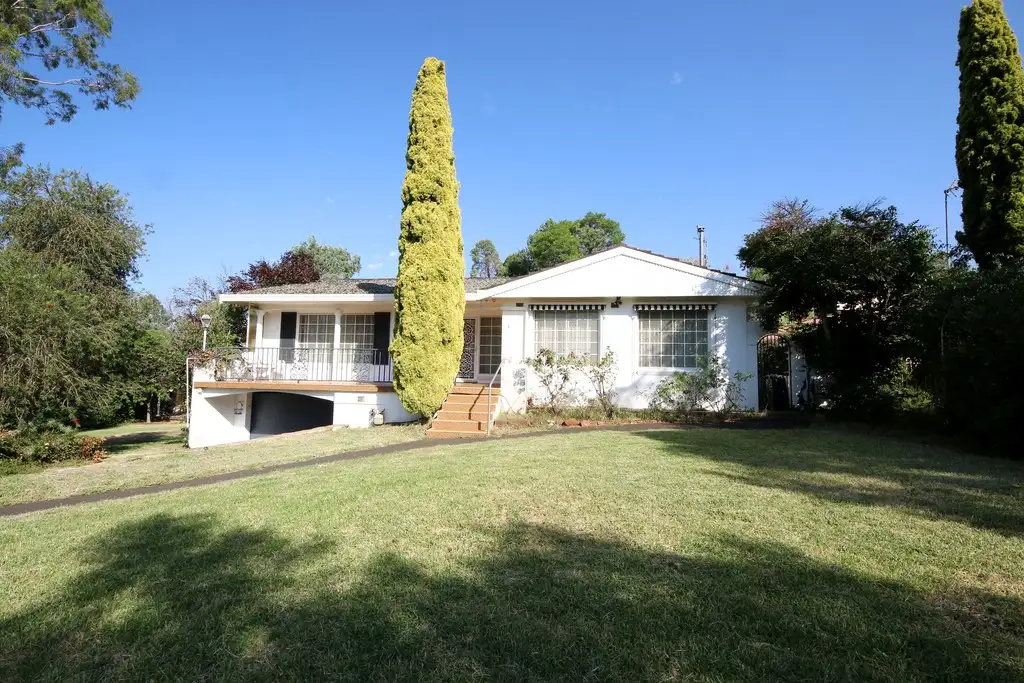 Main view of Homely house listing, 5 Greenslopes Court, Dubbo NSW 2830