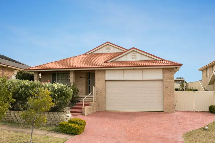25 Foxtail Crescent, Woongarrah NSW 2259