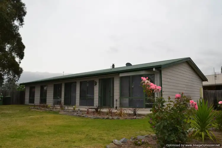 41 Hoyt Street, Lindenow VIC 3865