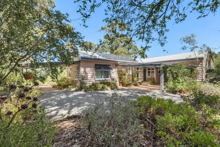 2102 Geelong Road, Mount Helen VIC 3350