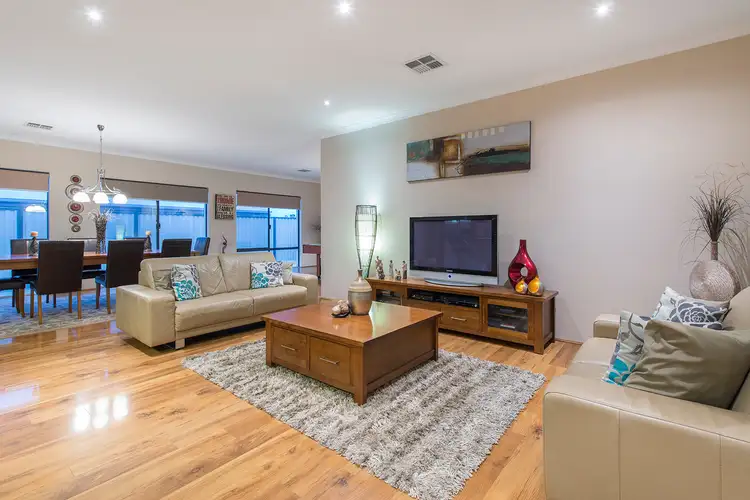 Sixth view of Homely house listing, 15 Belmore Bend, Aubin Grove WA 6164