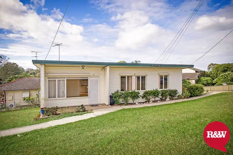 27 Petersen Crescent, Tregear NSW 2770