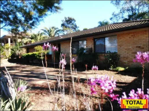 37 Chambery Road, Petrie QLD 4502