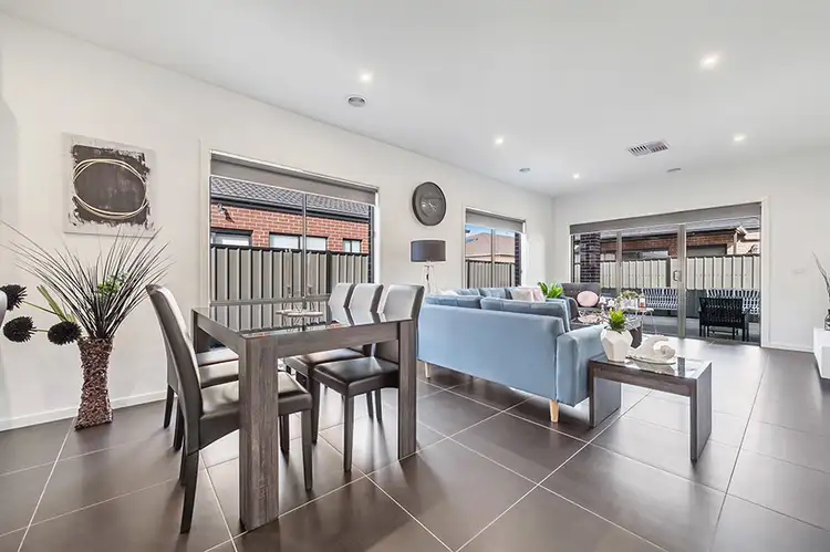 Seventh view of Homely house listing, 32 Travers Street, Craigieburn VIC 3064