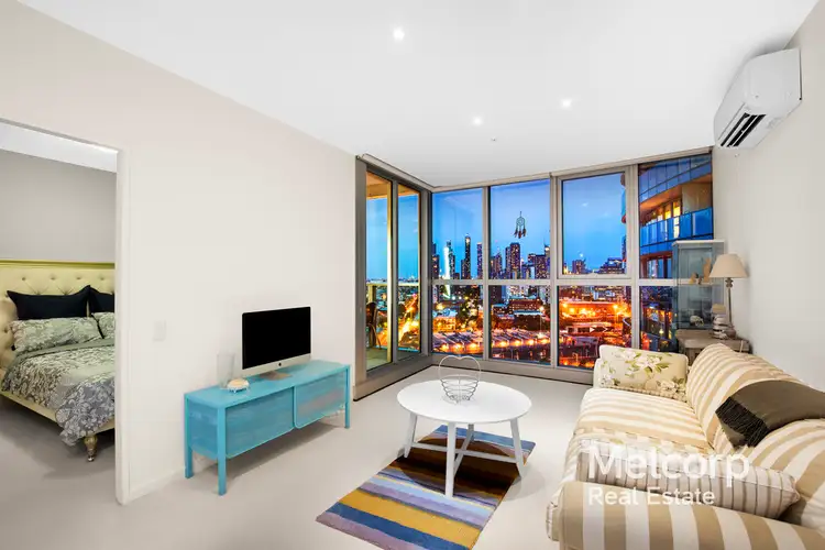 2405/241 Harbour Esplanade, Docklands VIC 3008