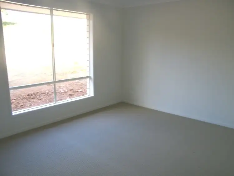 Sixth view of Homely house listing, 13 Figtree Court, Yamanto QLD 4305