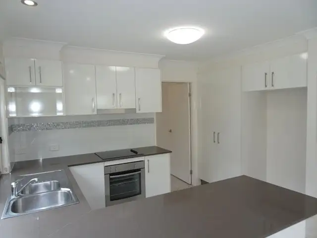Fifth view of Homely semi-detached listing, 1/20 Barton Avenue, Southport QLD 4215