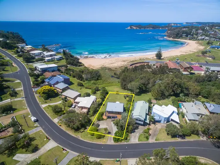 25 Tallawang Avenue, Malua Bay NSW 2536