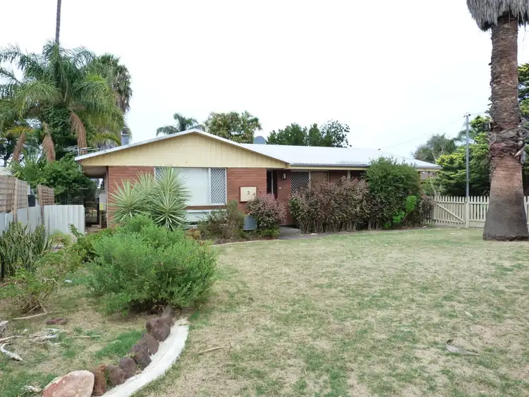 3 Hallet Place, Bluff Point WA 6530