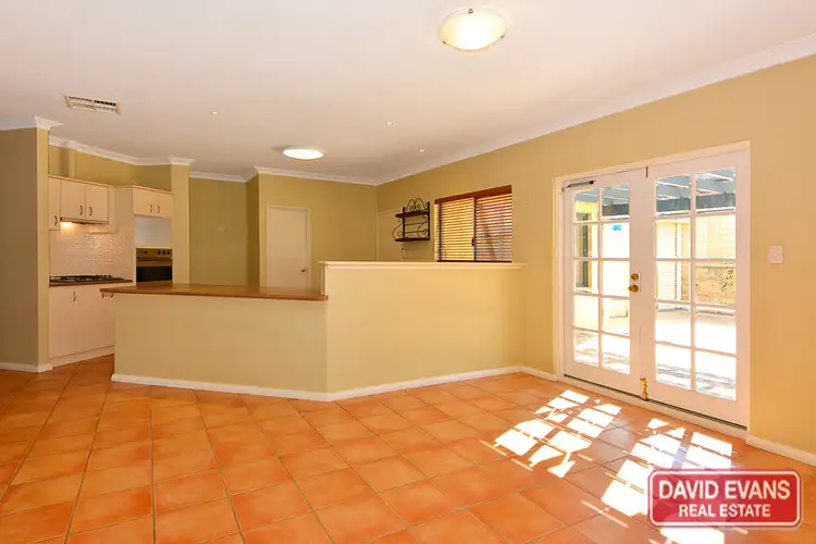 Seventh view of Homely house listing, 10 Savannah Way, Iluka WA 6028