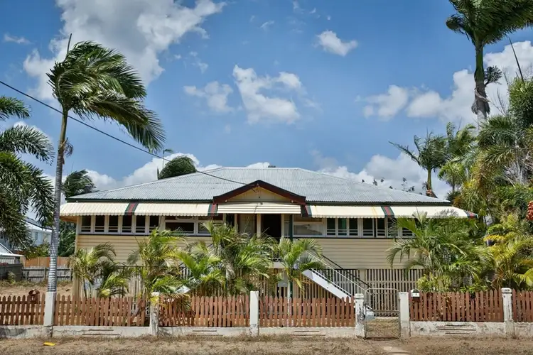 6 Bayswater Terrace, Hyde Park QLD 4812