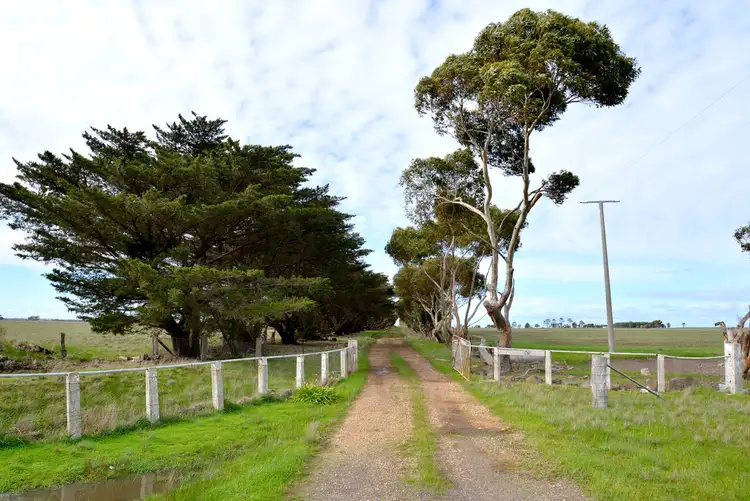 Fifth view of Homely rural property listing, 2670 Midland Highway, Lethbridge VIC 3332