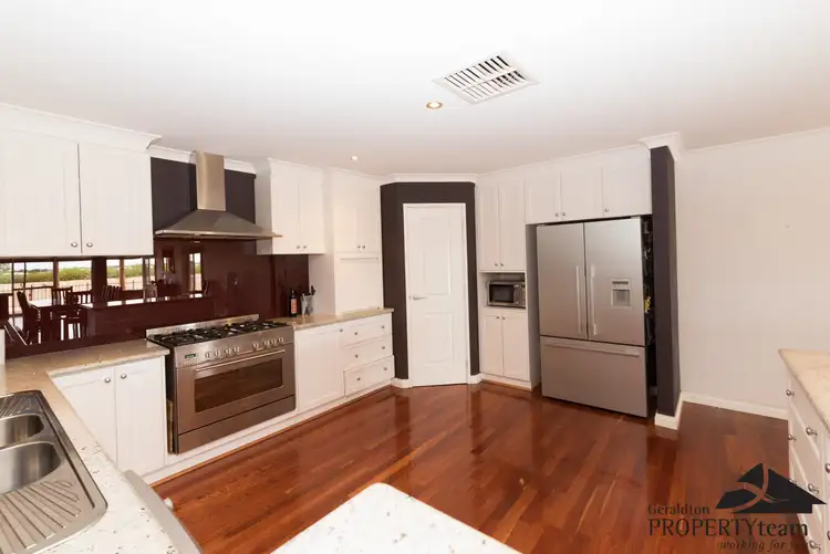 Seventh view of Homely house listing, 2 Fuchsia Close, Strathalbyn WA 6530