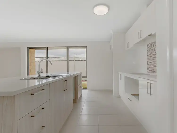 Sixth view of Homely house listing, 12 Edmonton Loop, Baldivis WA 6171