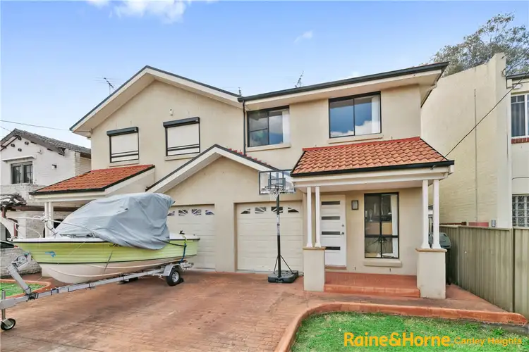 6A Senior St, Canley Vale NSW 2166