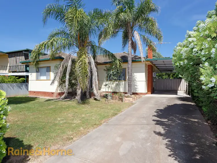 36 Kennedy Avenue, Kooringal NSW 2650