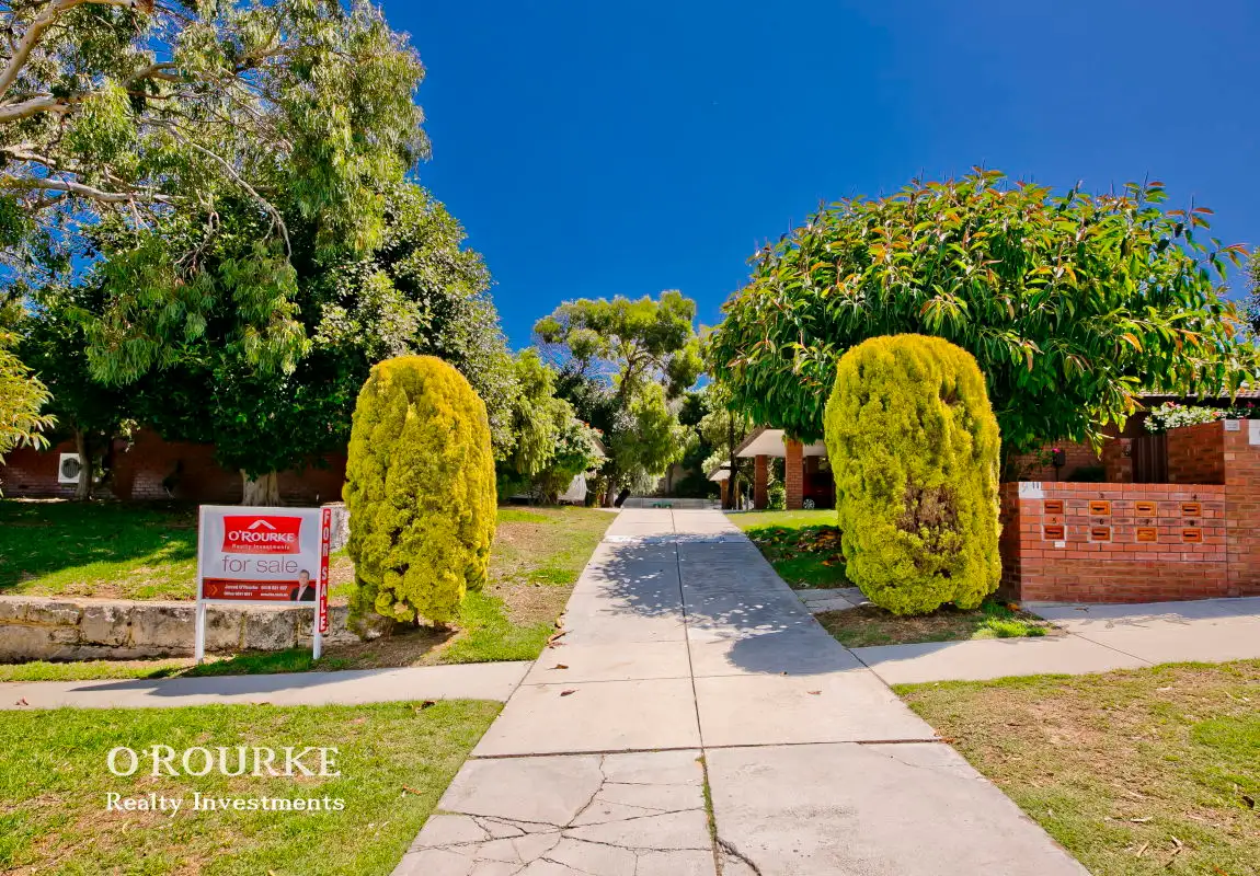 Main view of Homely villa listing, 5/9 Alga Street, Scarborough WA 6019