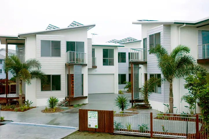 4/100 Binnington Esplanade, East Mackay QLD 4740