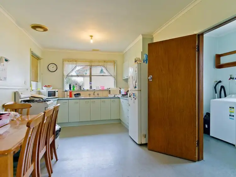 Third view of Homely house listing, 2 Cornish Street, Bendigo VIC 3550