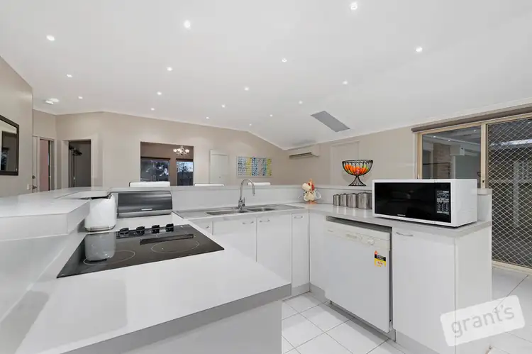 Fourth view of Homely house listing, 4 Jason Close, Berwick VIC 3806