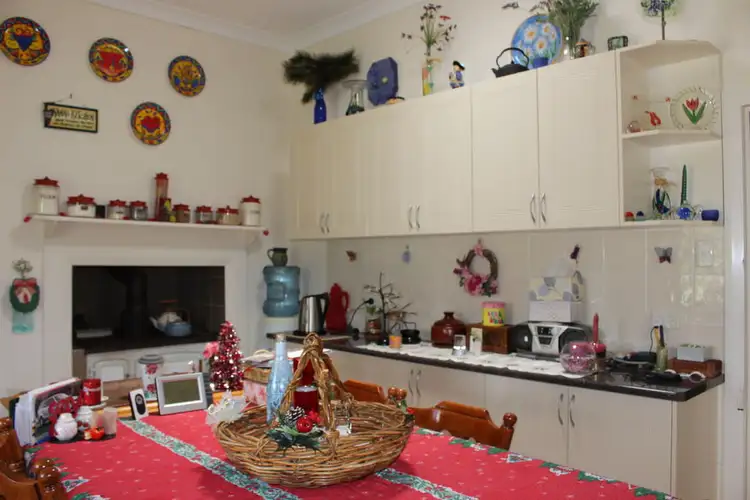 Second view of Homely house listing, 8 Erindee Avenue, Tenterfield NSW 2372