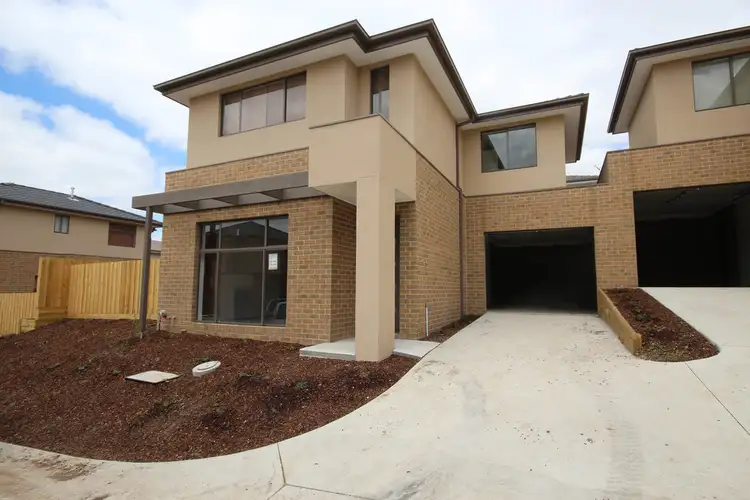 5/10-12 Innes Court, Berwick VIC 3806