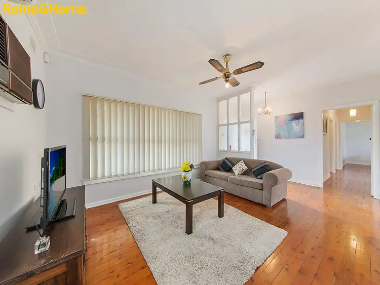 Second view of Homely house listing, 15 Hobart, Oxley Park NSW 2760