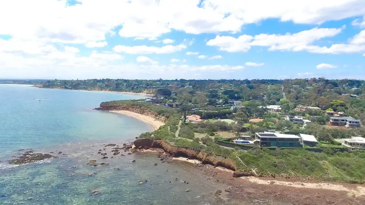 Fifth view of Homely house listing, 3 Tintagel Court, Mount Eliza VIC 3930