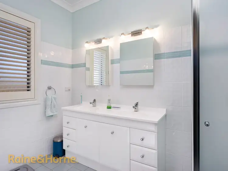 Seventh view of Homely house listing, 11 Olearia Place, Lake Albert NSW 2650