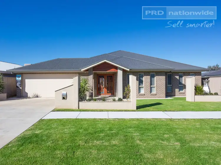 66 Messenger Avenue, Wagga Wagga NSW 2650