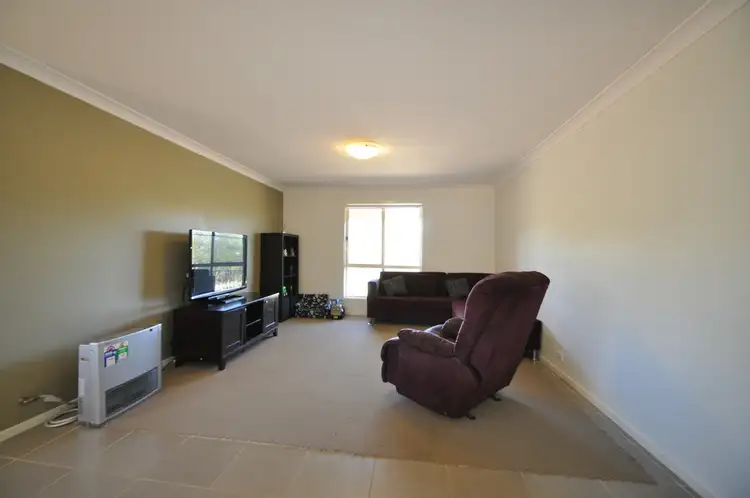 Fifth view of Homely house listing, 2 Kelly Place, Goulburn NSW 2580