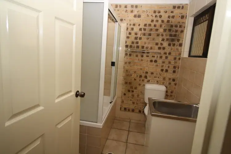 Sixth view of Homely unit listing, 4/16 Margaret Street, West End QLD 4810