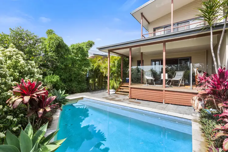 1/16 Palmer Avenue