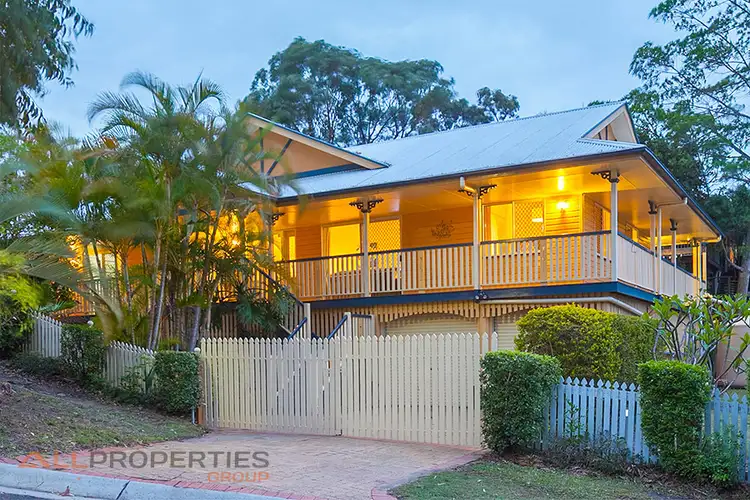 18 Barrier Place, Forest Lake QLD 4078