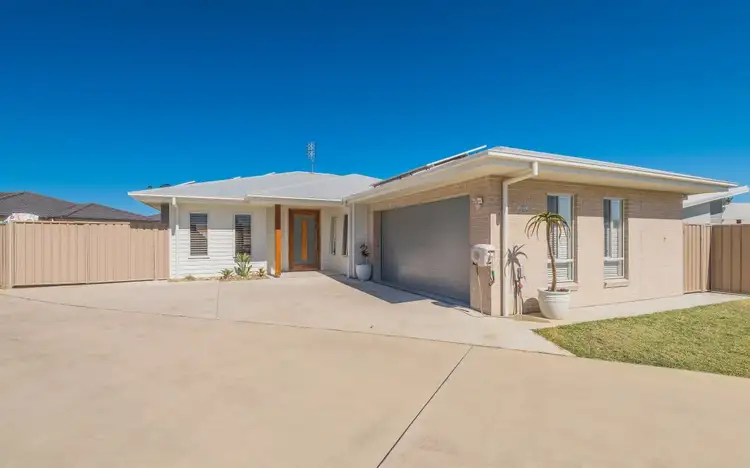 1/24 Kookaburra Court, Yamba NSW 2464
