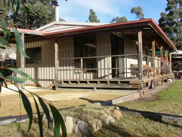 50 Lagoon Road, White Beach TAS 7184