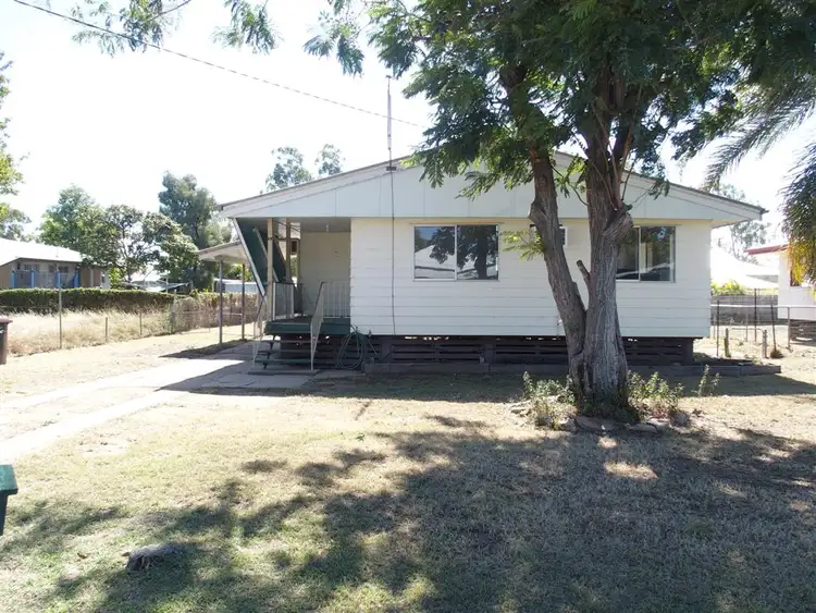 4 Boonery Street, Blackwater QLD 4717