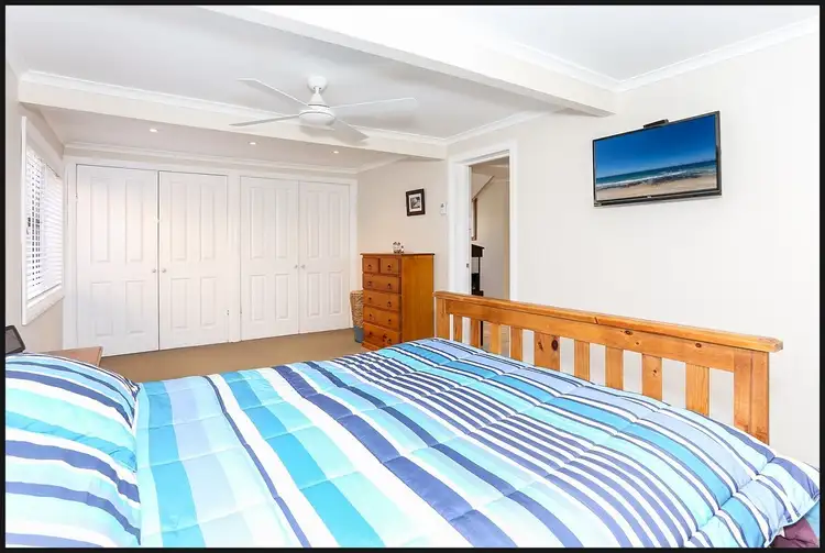 Sixth view of Homely house listing, 8 Greenway Avenue, Mannering Park NSW 2259