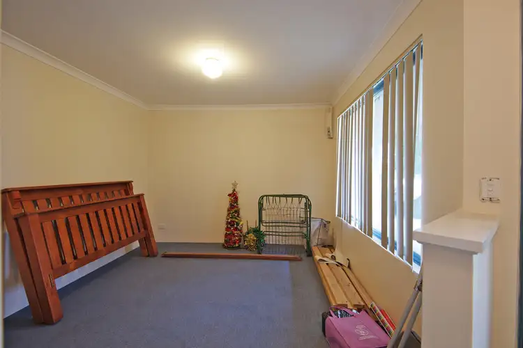 Fifth view of Homely house listing, 4 Onyx Lane, Warnbro WA 6169