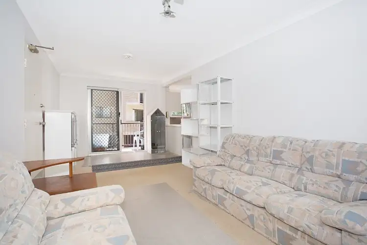 1/45 'San Martino' Britannia Avenue, Broadbeach QLD 4218