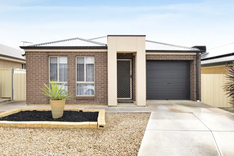 Main view of Homely house listing, 5 Karen Court, Morphett Vale SA 5162