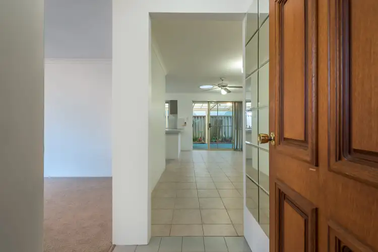 Fifth view of Homely villa listing, 3/6 Grasmere Court, Brentwood WA 6153