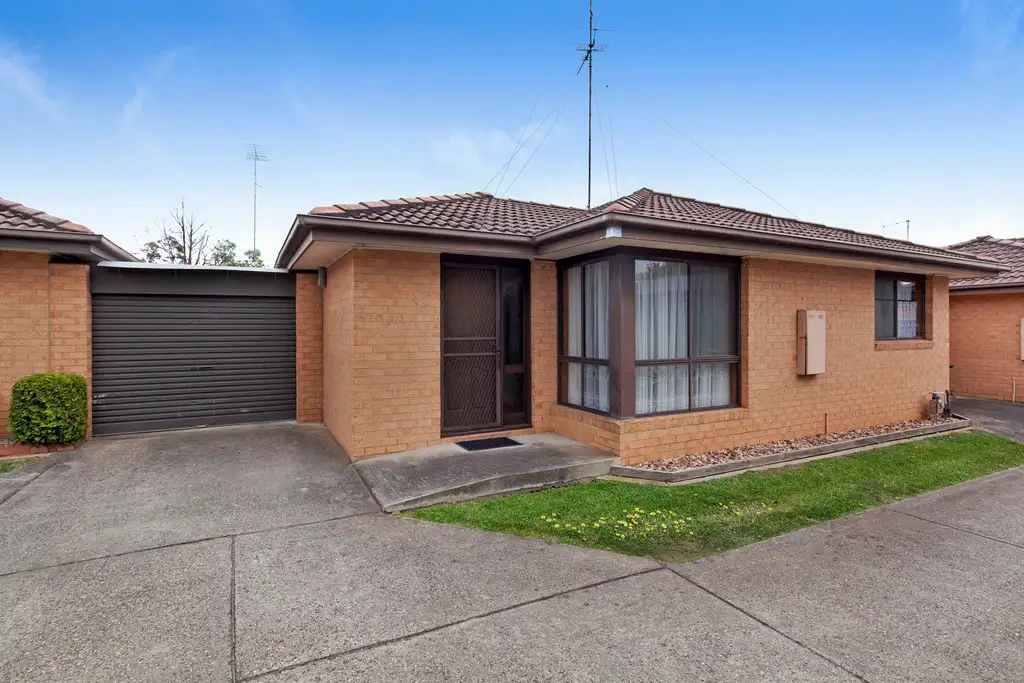 Main view of Homely townhouse listing, 5/1044 Howitt Street, Wendouree VIC 3355