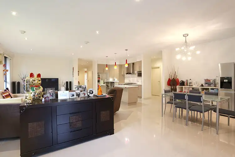 Sixth view of Homely house listing, 18 Greenside Cres, Keysborough VIC 3173