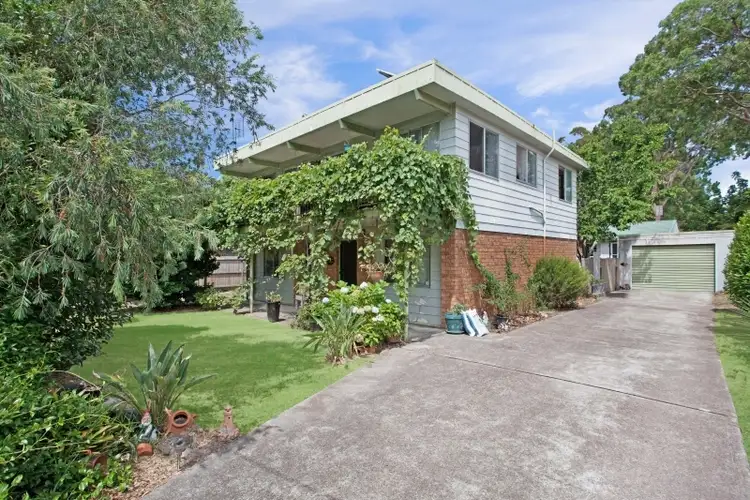 12 President Poincare Parade, Tanilba Bay NSW 2319