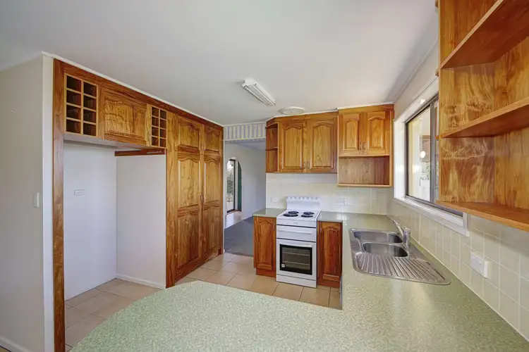 Fifth view of Homely house listing, 8 Anthonys Rest, Qunaba QLD 4670