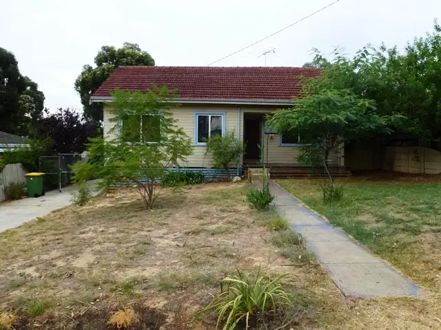 11 Gladstone Avenue, Swan View WA 6056