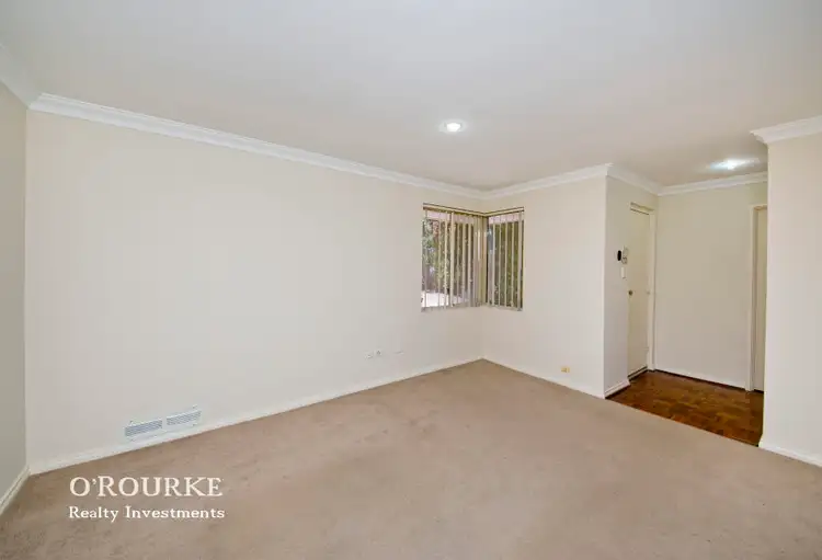 Fifth view of Homely villa listing, 4/81 Dover Road, Scarborough WA 6019