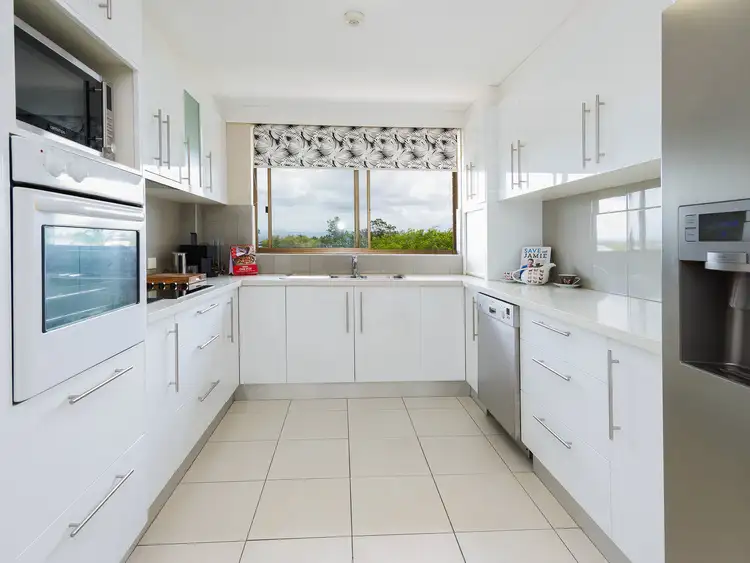 Third view of Homely apartment listing, 18/8 Paradise Parade, Paradise Point QLD 4216